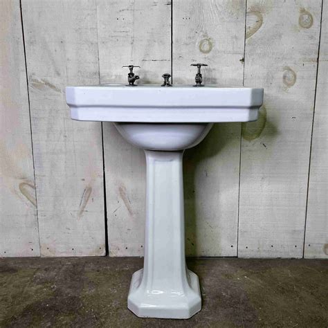 Art Deco Pedestal Sink - Historic House Salvage