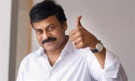 ఆకాశాన్ని అలా బంధించిన మెగాస్టార్‌.. వీడియో వైర‌ల్‌ | Megastar ...