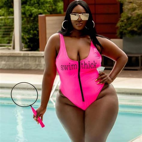 Thick Girls In Bikinis