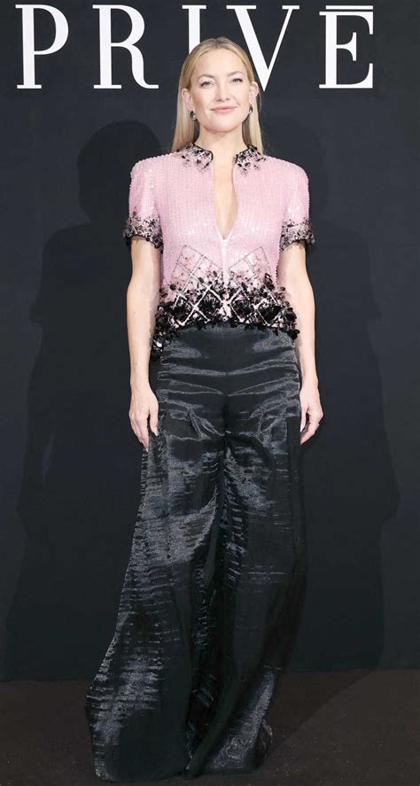 Kate Hudson Attends the Giorgio Armani Fashion Show at 2026 Paris Fashion Week in Paris 01/27 ...