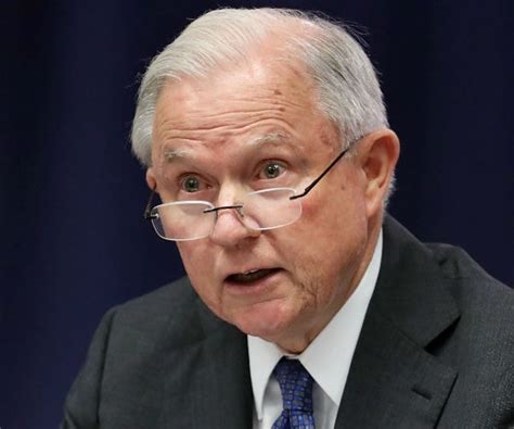 Trump Lobbying GOP Senators to Turn Against Sessions | Newsmax.com