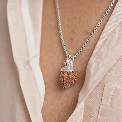 Adiyogi Pendant (Ganesh Mukhi Nepali Rudraksha) – Prinjal Jewels