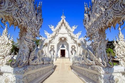 The white Temple | Wat Rong Khun - Arch2O.com