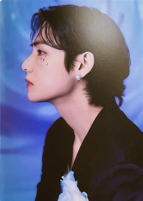 Bee on Twitter: "Map of the Soul: One Concept Photobook Kim Taehyung #V💙 Cr. moyakm7 #BTSV #HD ...