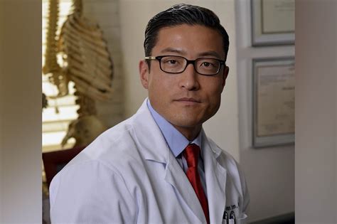 NYC surgeon, beauty-queen wife settle divorce amid hooker allegations