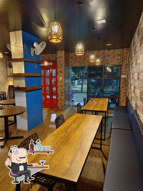 THE HIMS CAFE, Ahmedabad - Restaurant reviews