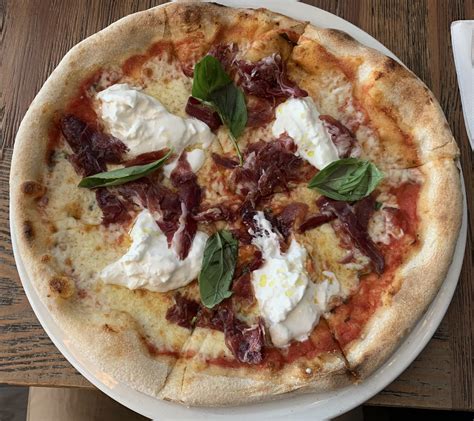 Calories for this 8 inch pizza? Burrata and iberic ham : r/caloriecount