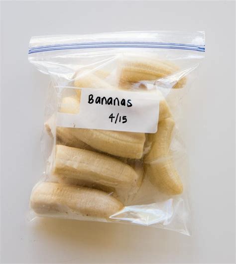 How to Freeze Bananas for Smoothies 的图像结果