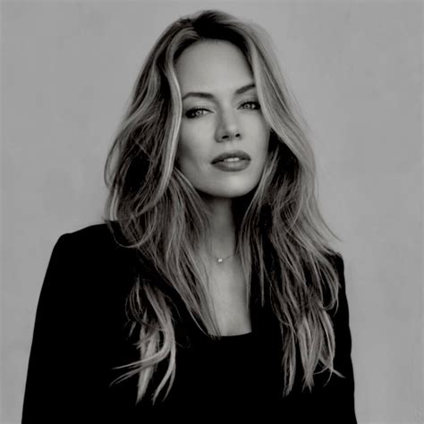 The Life That's Waiting: Brianna Wiest: 9781965820018: Amazon.com: Books