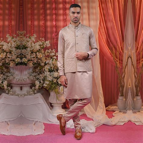 Fown Malai Silk With Embroidery Kurta Set With Jacket – Suvidha Fashion