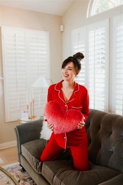 The Cutest Valentine's Day Pajamas - M Loves M | Cozy outfit, Valentine ...