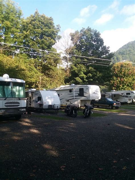 HILLBILLY CAMPGROUND (Maggie Valley) - Campground Reviews & Photos ...