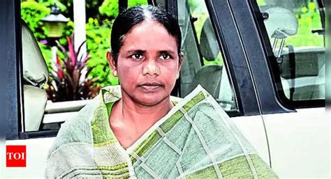 It's a fight against 'deserter' Geeta Koda: Joba Majhi | Jamshedpur ...