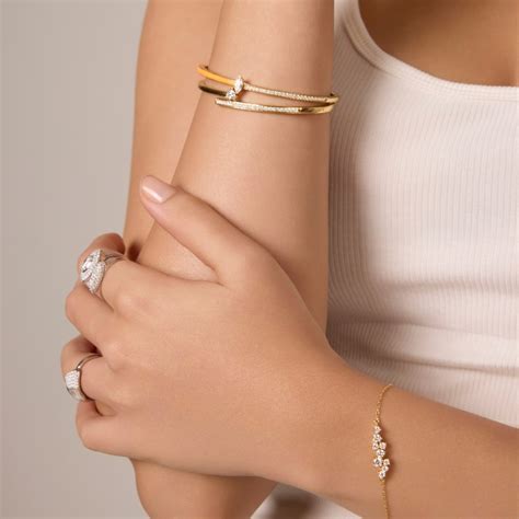 Modern jewellery for the moments that matter, big or small. – House of Mija
