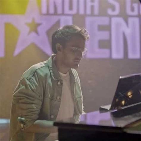 Yash Singh Music | Age Birthday Biography