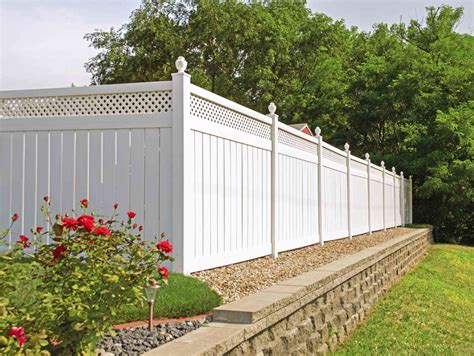 Pvc Fence Vs Wood Fence Cost: Which Saves More? – Woodworking Advisor