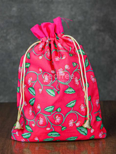 Pichwai Print String Bag - WBG1033 – Wedtree