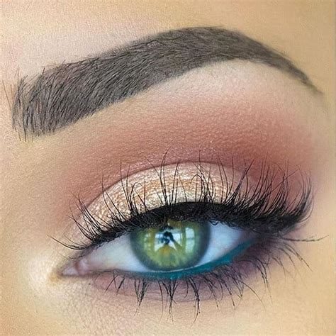 eye makeup colors for green eyes