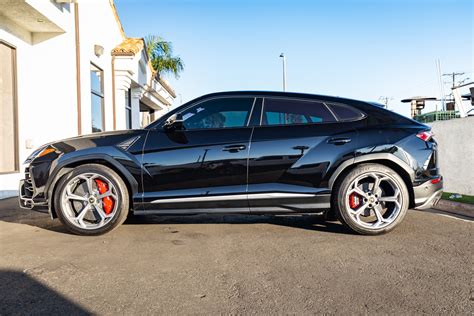 Used 2019 Lamborghini Urus For Sale ($239,000) | iLusso Stock #A03827