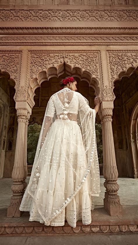 Buy - Off white all three lehenga set | Elan Store