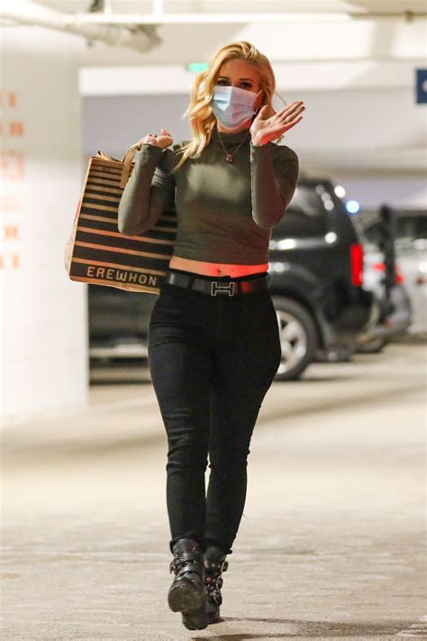 HEIDI MONTAG Shopping at Erewhon Market in Pacific Palisades 01/25/2021 ...