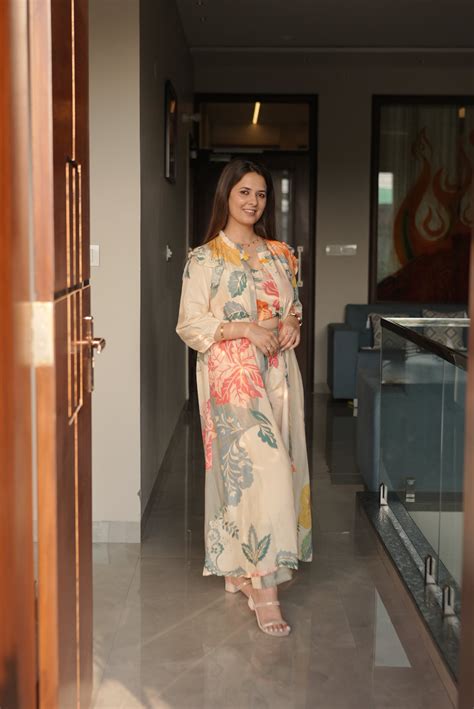 Multicolour 3-Piece Co-ord Set – Pahwa Designer