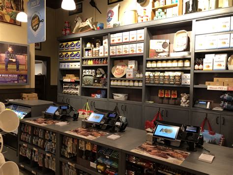 First look inside the new Wichita Cracker Barrel opening November 12 ...