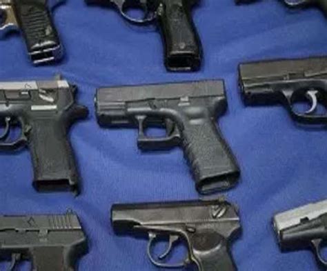 ओडिशा में चल रहा है बंदूक का गैरकानूनी कारोबार, करोड़पति घर के बच्चे भी ...