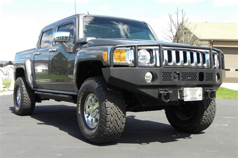 28k-Mile 2009 Hummer H3T Alpha for sale on BaT Auctions - sold for $39,500 on April 20, 2024 ...