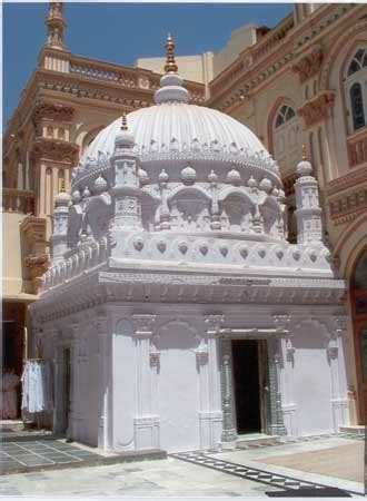 Godhra Mazar Booking for Dawoodi Bohra - Mumineen Travel Portal