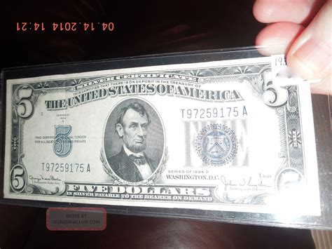 1934 D $5 Dollar Silver Certificate Blue Seal Us Bill / Almost Uncirculated