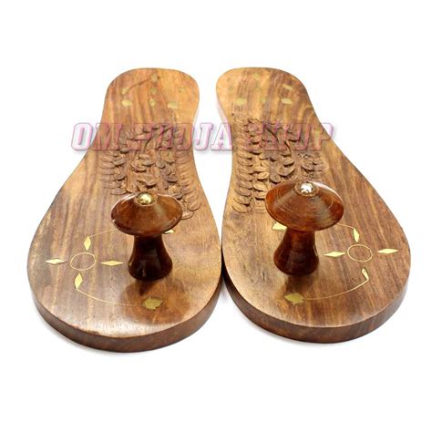 Charan Paduka / Wooden Khadau @ India UK