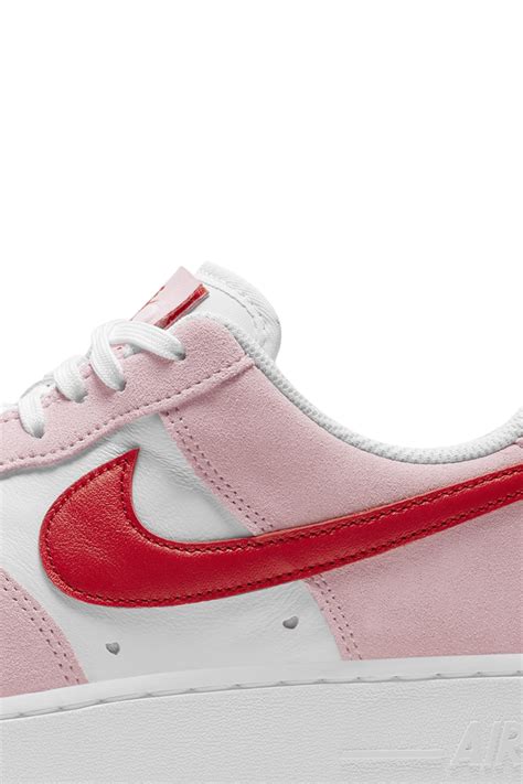 Air Force 1 '07 'Valentine's Day' Release Date. Nike SNKRS