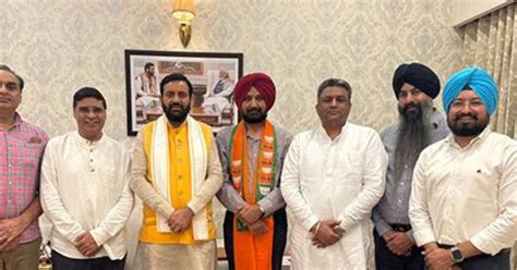 Punjab Vigilance teams reached the house of Ranjit Singh Gill who ...