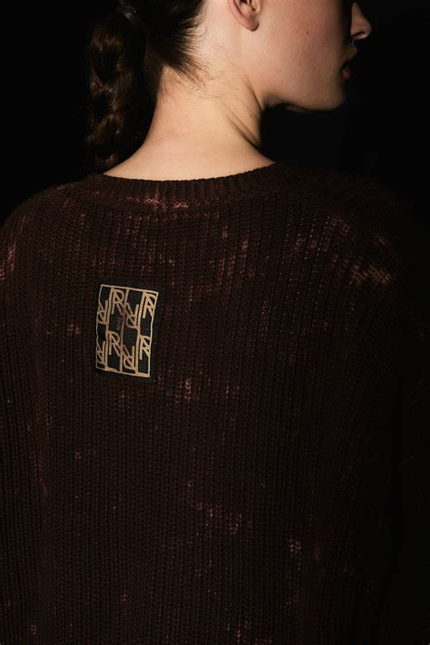 SWEATER FUKUI BATIK - DARK BROWN | Batik, Dark brown, Sweaters