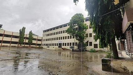 Pune: PMC-Run Netaji Subhash Chandra Bose School In Crisis; Lacks ...