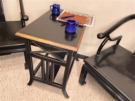 The Black Stand | Wooden table with black polish | Ahmedabad – Parandish