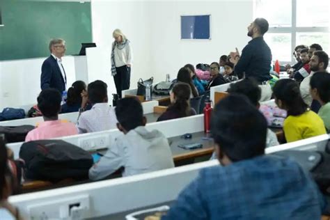 International Visiting Faculty