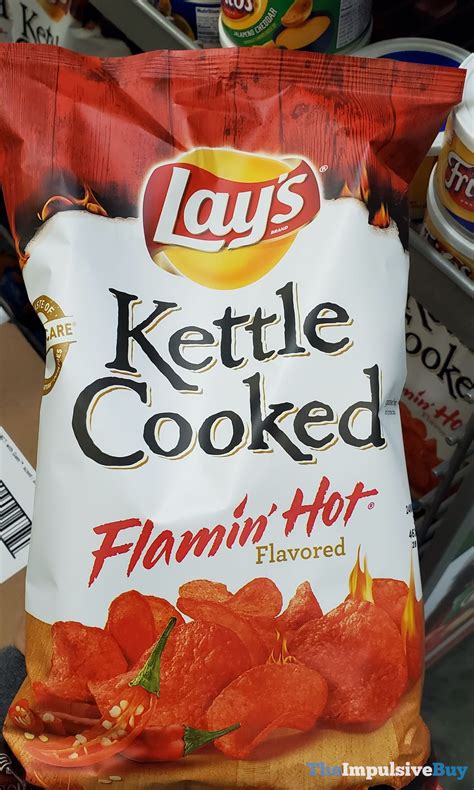 Lay's Kettle Cooked Flamin' Hot Potato Chips