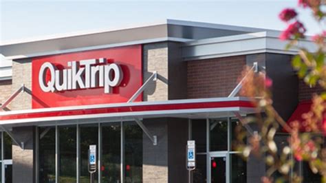 Quiktrip Shawnee Shooting: QuikTrip, Shawnee Shooting: Police Engage ...