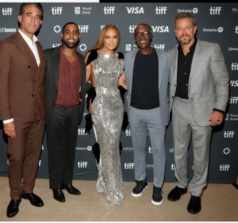 Jennifer Lopez: Revives Revenge Dress at TIFF | t2ONLINE