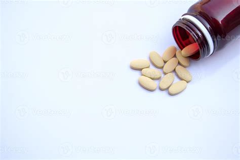 Medicine White Background 的图像结果