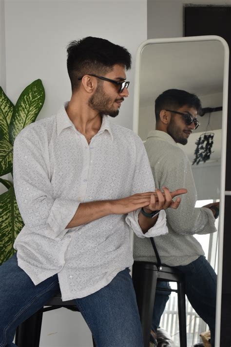 Special Edition CHIKANKARI White – Hermyne