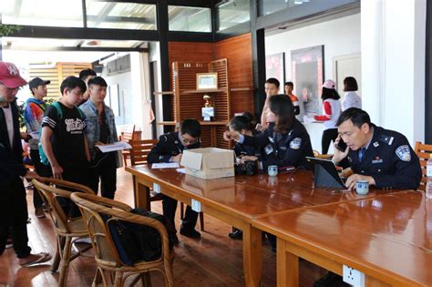 普洱市公安局思茅分局出入境管理大队上门为我校留学生服务-欢迎访问普洱学院
