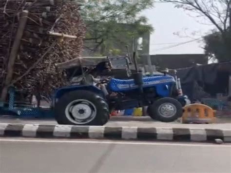 Youth performs dangerous stunt with tractor-trolley, video goes viral