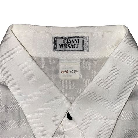 vintage GIANNI VERSACE white woven shirt “Greca” & “Geometric” | NOIR ...