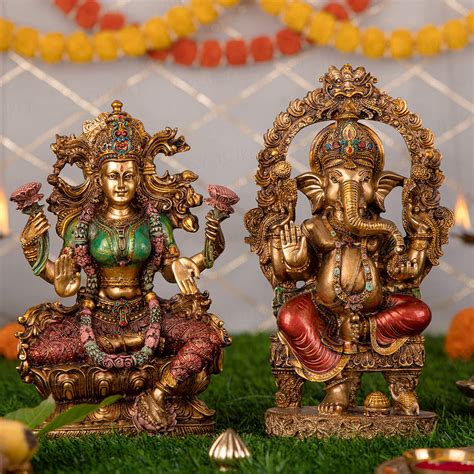 Ganesh Lakshmi Murti With Antique Finish Pair (10 Inch)