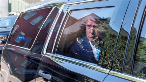 United States Capitol Trump 的图像结果