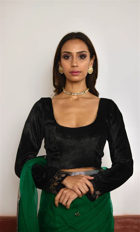 Deep U Neck Blouse in Black Velvet – Shorshe Clothing