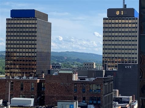 Axa sign removed from Axa Towers in Syracuse - syracuse.com